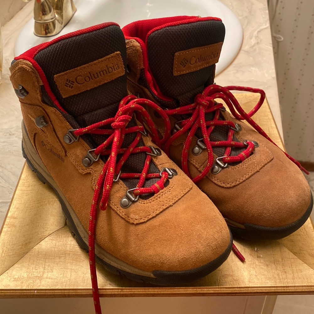 Columbia Hiking Boots